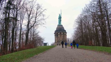 Photo of Hermannsdenkmal im Teutoburger Wald – gewaltiges Monument als Symbol der Deutschen Nation (mit Video-Guide)