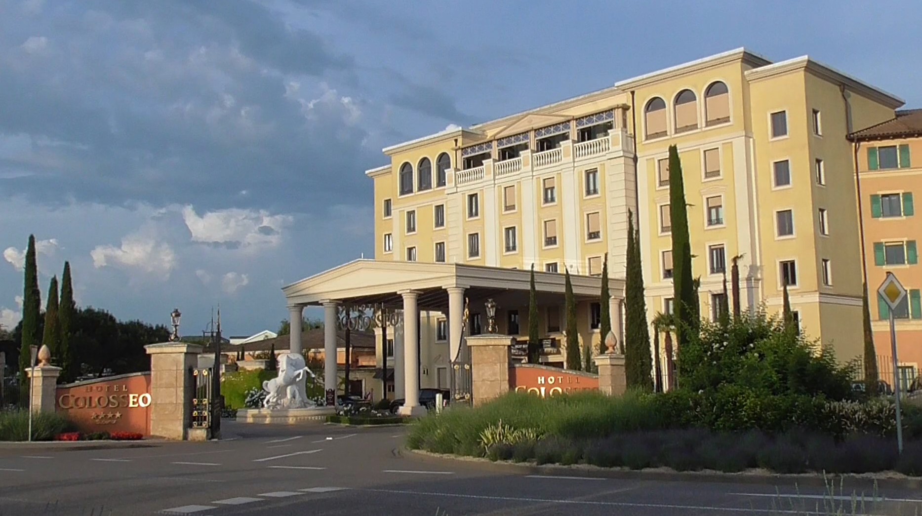 Photo of Europa-Park Hotel Colosseo in Rust – 4 Sterne Superior Hotel