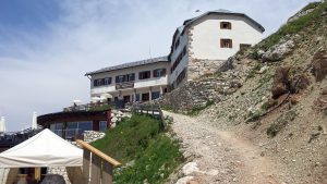 Die Kölner Hütte am Hirzelsteig